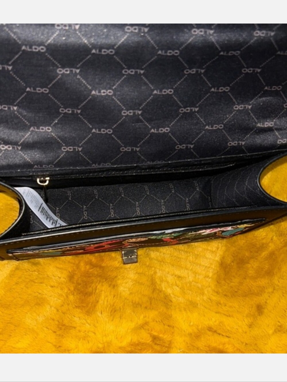 Aldo Black Shoulder Bag with Multicolor Tropical Print & Gold Chain - Picture 2 of 4